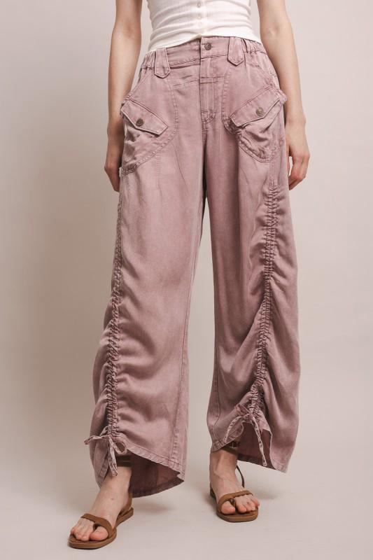 Pantalón wide leg jaretas