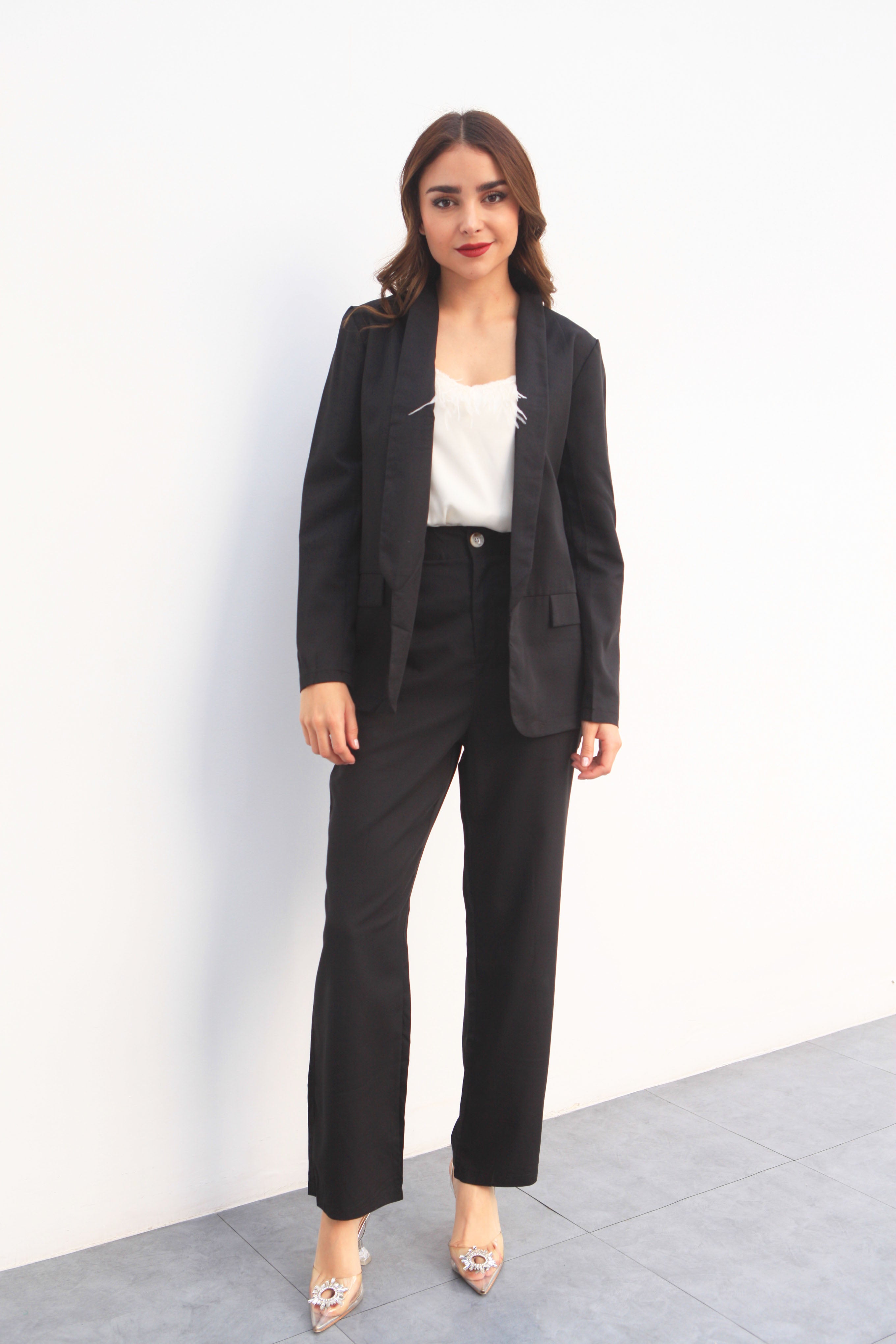 Outfits Con Pantalon Negro Bota Ancha Outfit Con Pantalon Negro