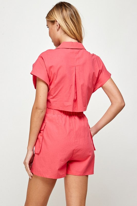 Romper cargo tipo lino cut-out espalda Coral