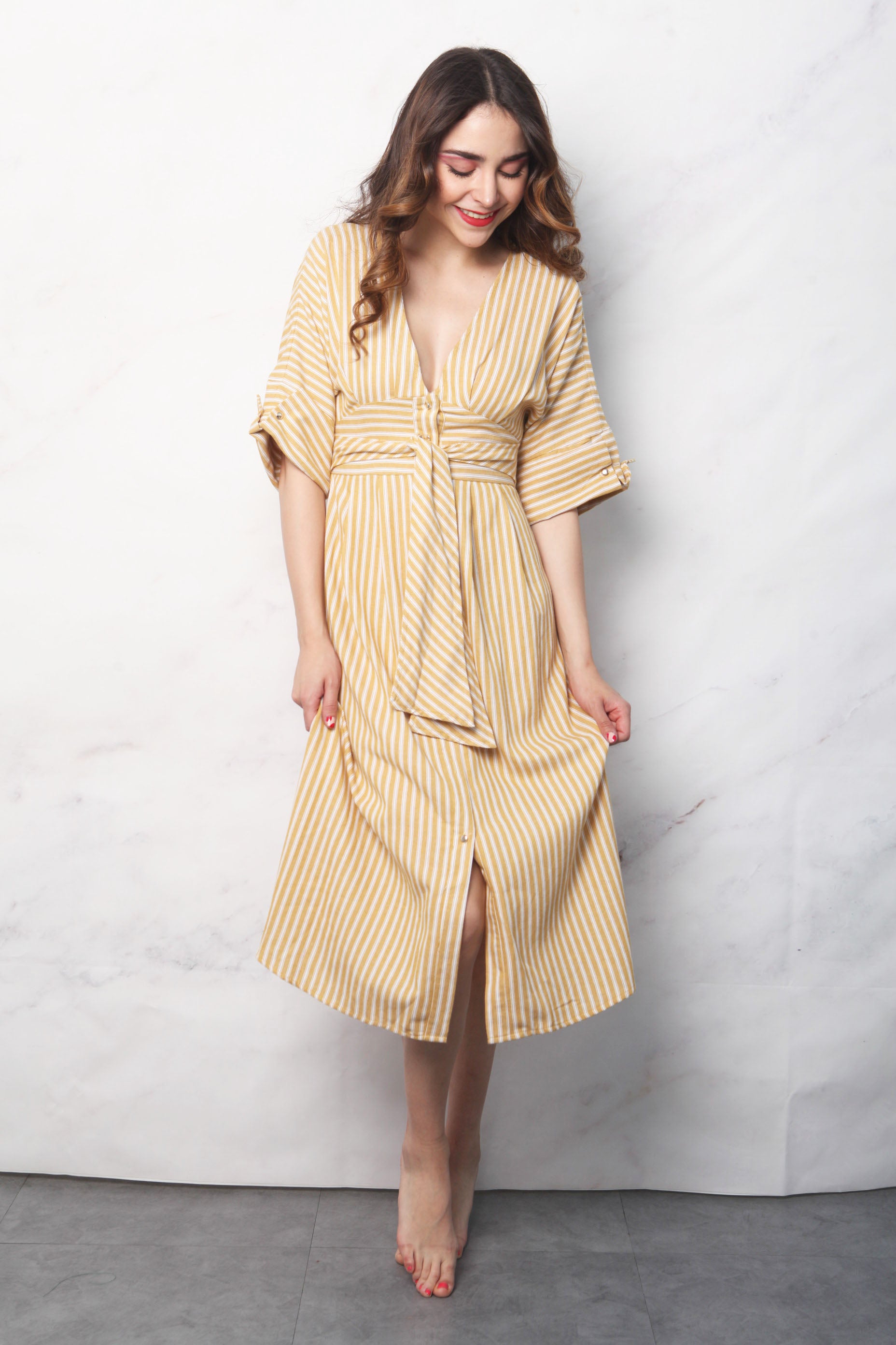 Vestido midi de rayas Amarillo