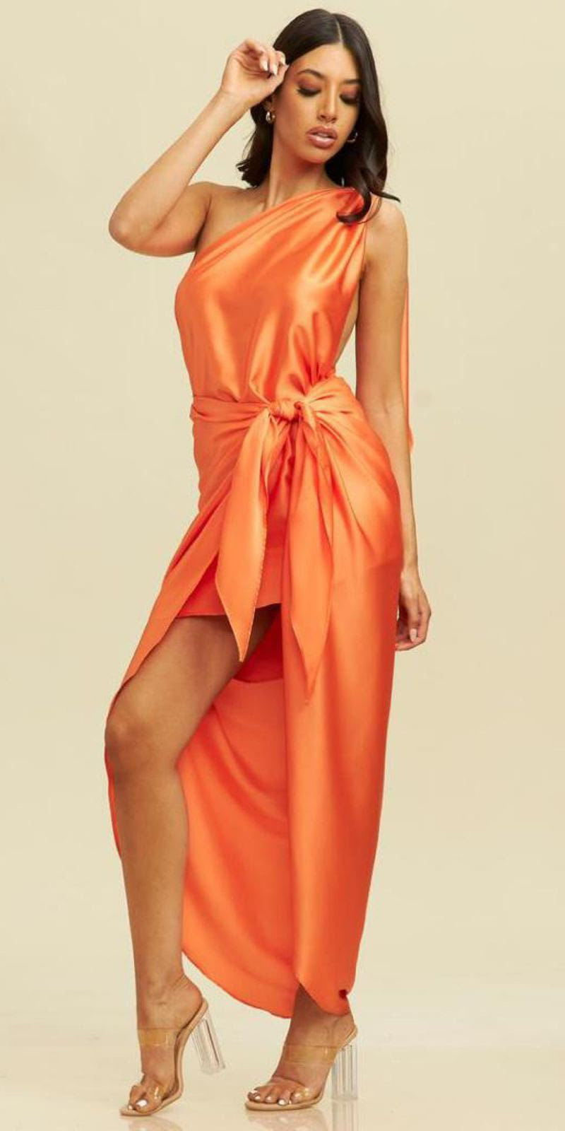 Vestido asimétrico satín Naranja