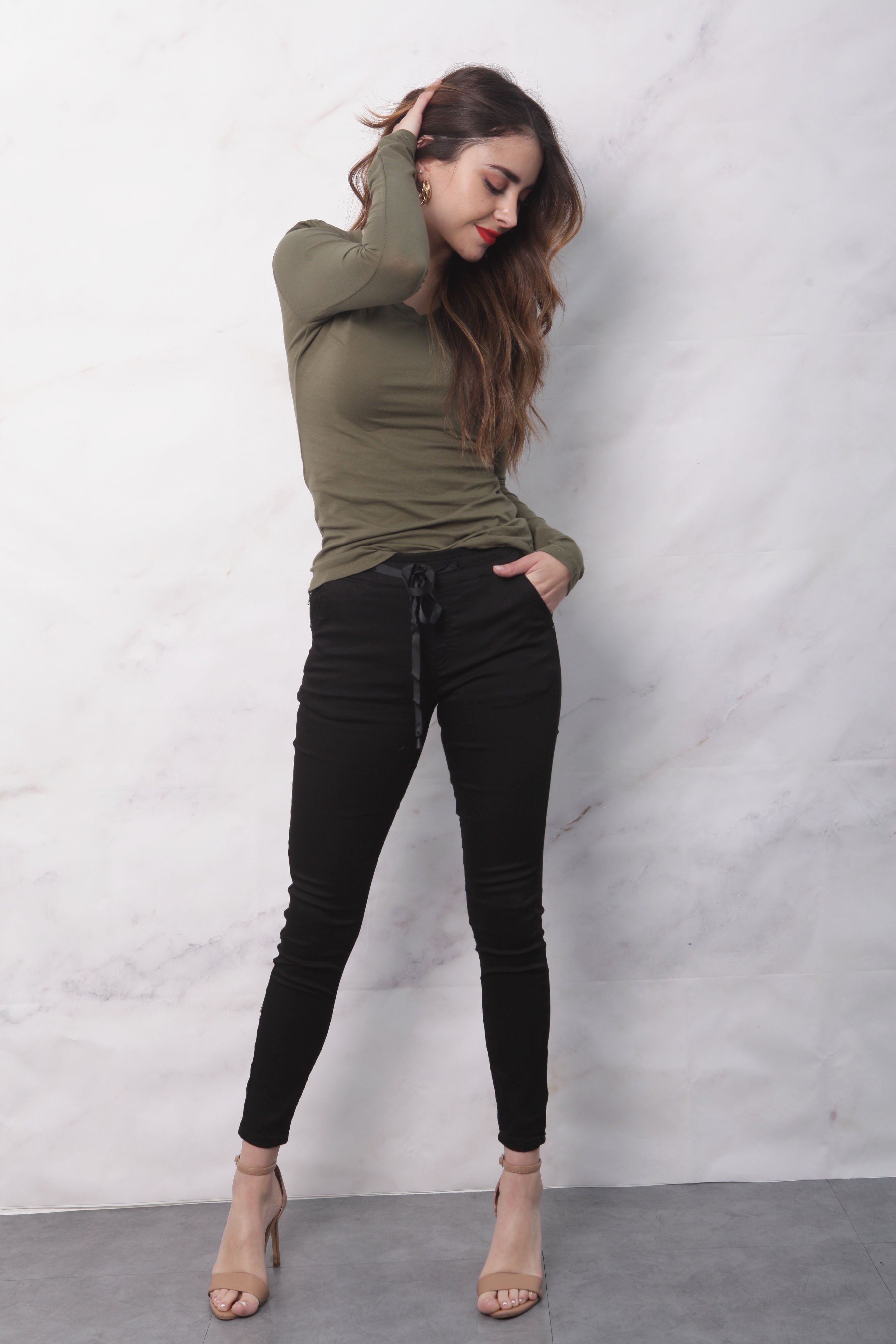 Jeans con jareta Negro