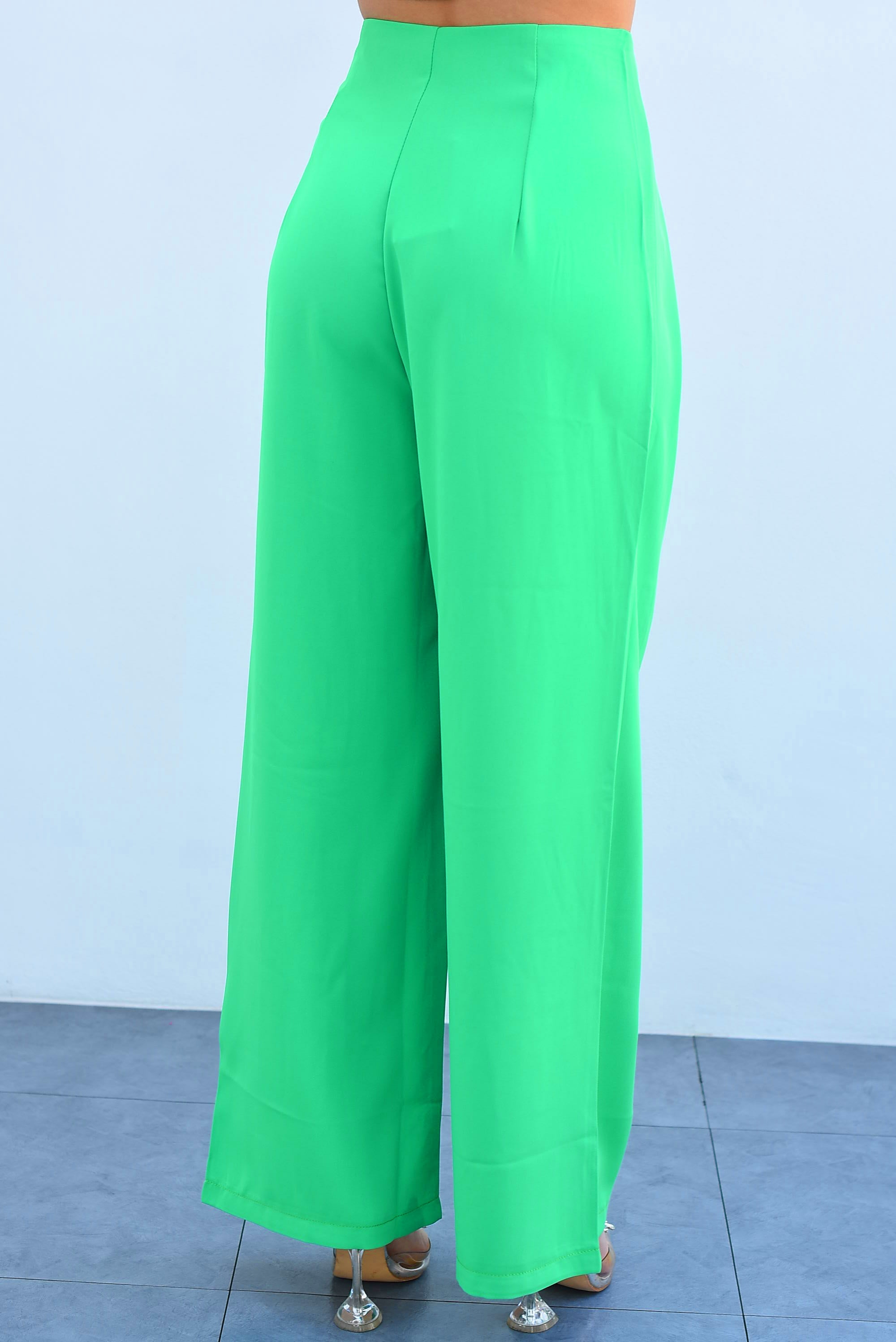 Pantalón pierna ancha con pinzas Verde