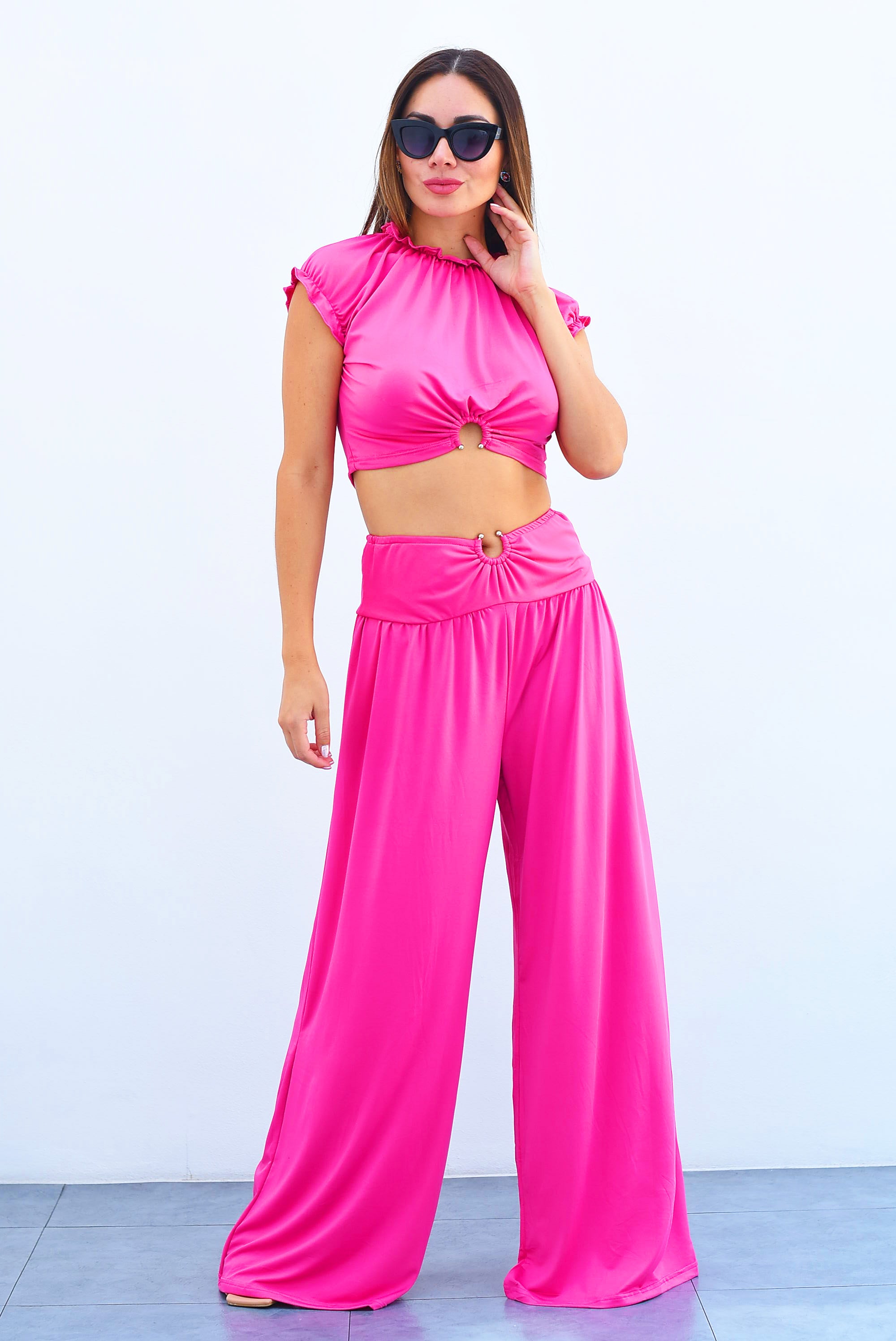 Set Pantalón pierna ancha y Top argolla Fiusha