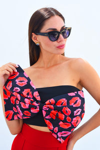 Fashion Styled Top strapless moño besos Negro