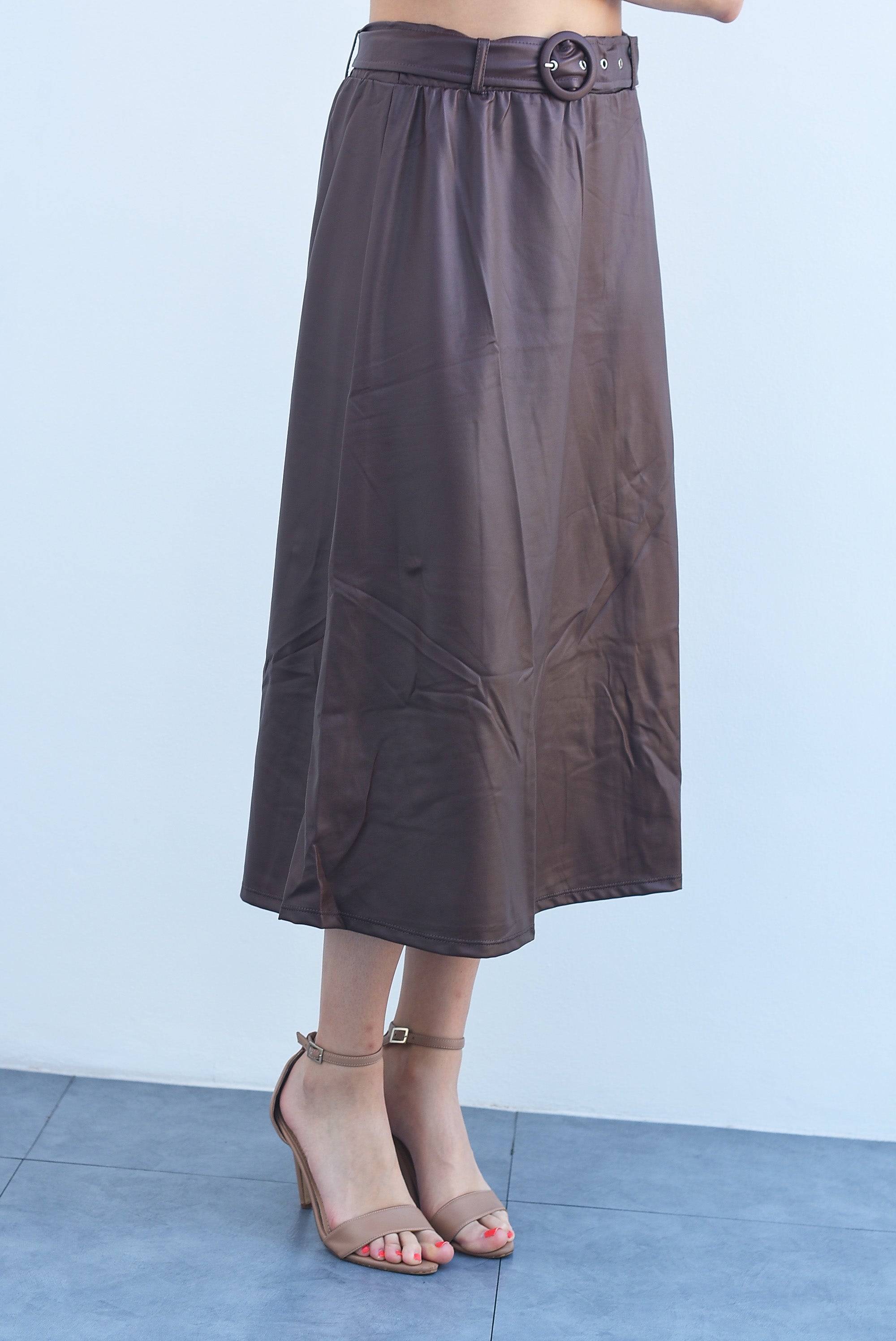 Falda vinipiel corte A cinturón Chocolate