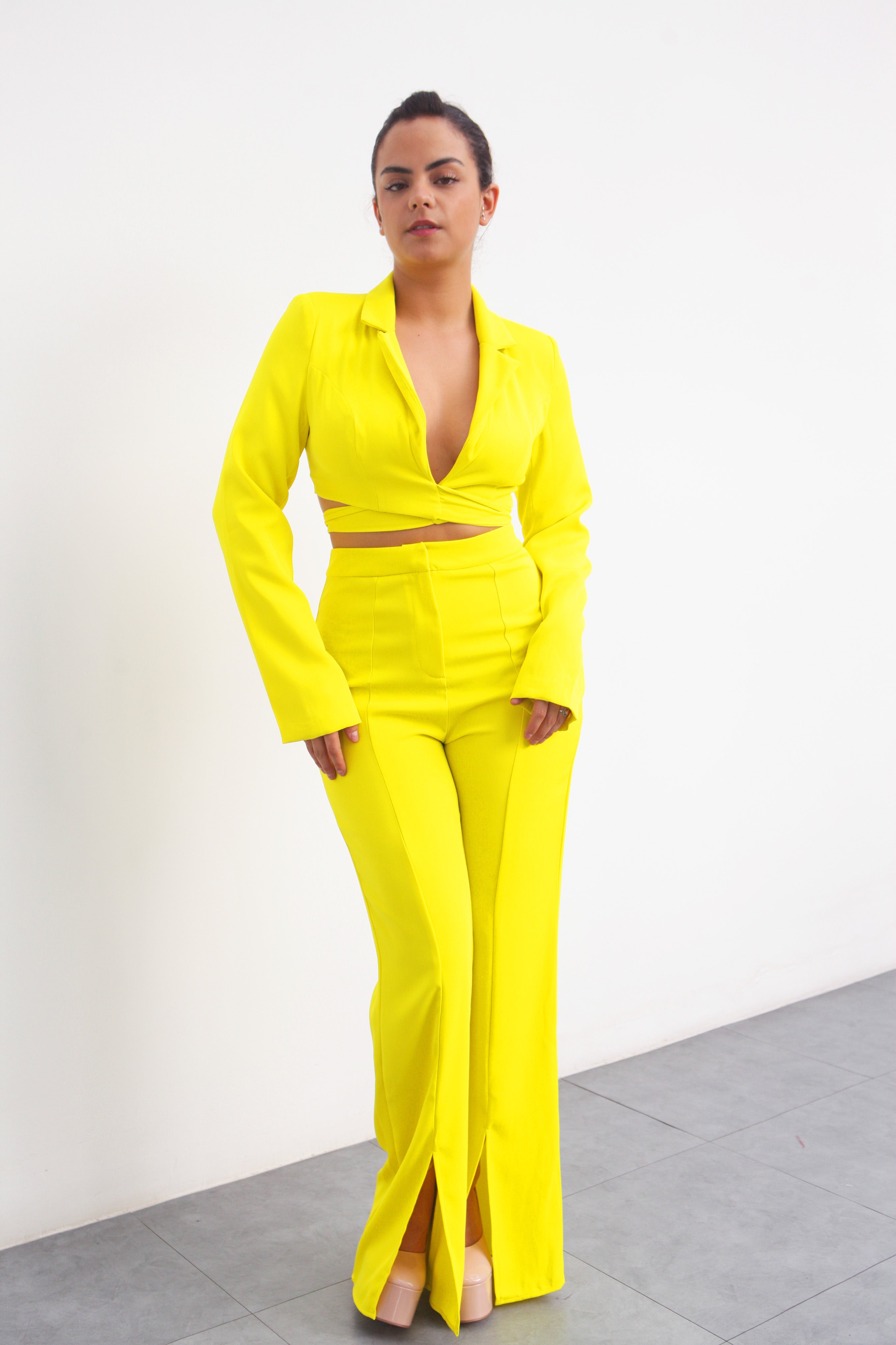 Set Pantalón y Saco crop Lime
