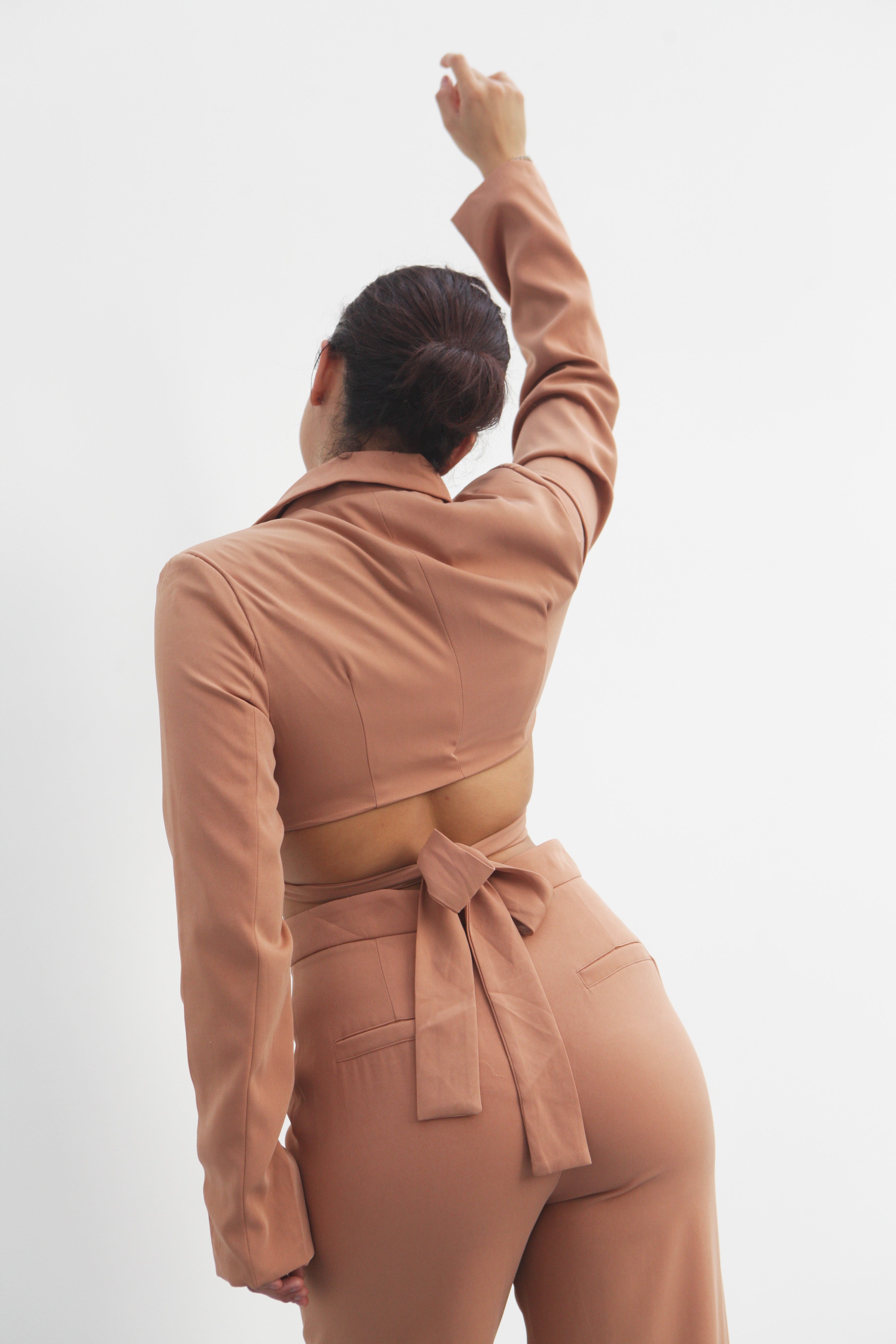 Set Pantalón y Saco crop Kaki