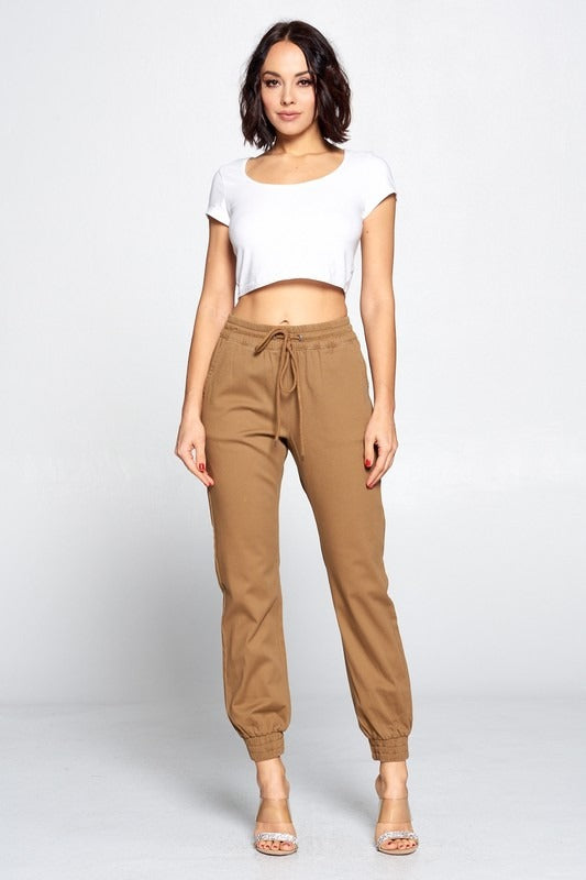 Jogger de gabardina Kaki